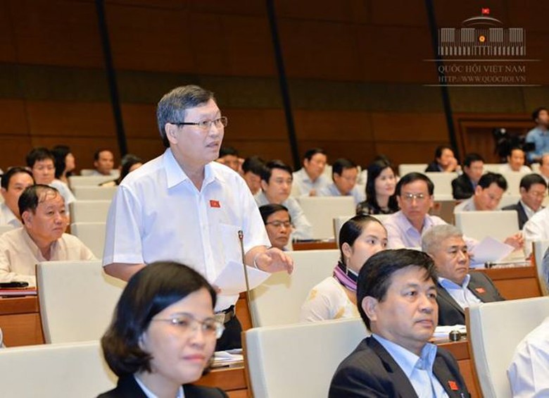 ĐB T&ocirc; Văn T&aacute;m