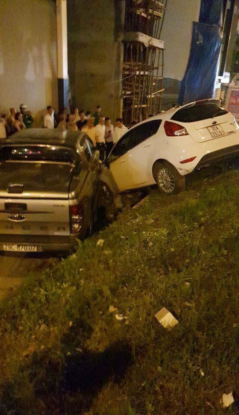 32470967_225624408196100_4029720900461920256_n