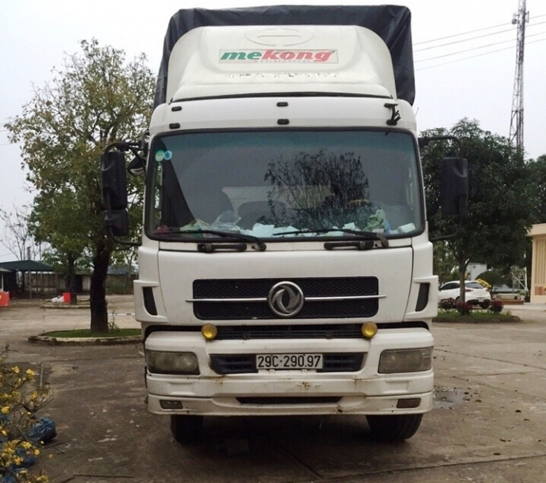 Bắt- giữ- xe- tải- vận- chuyển- 9.600- bao- thuốc-
