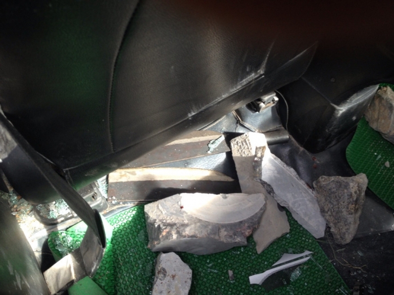 Thu&ecirc; -taxi- đi- đ&aacute;nh- nhau- th&igrave;- bị- đ&aacute;nh- lại- nh