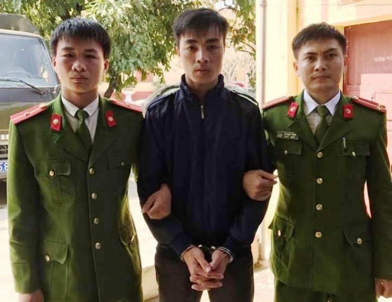 Bắt- đối -tương -lừa -xin -việc- qua- mạng -Facebo