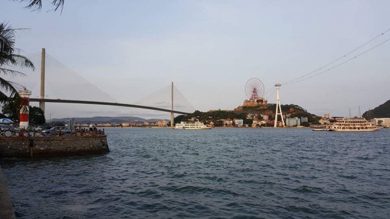 cầu-b&atilde;i-ch&aacute;y