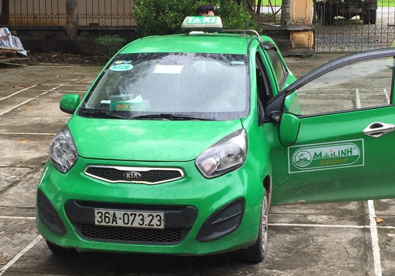 xe taxi chơ ma t&uacute;y