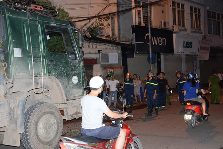 7 Lực lượng CSPCCC v&agrave; C&ocirc;ng an, d&acirc;n ph&ograve;ng tại hiện 