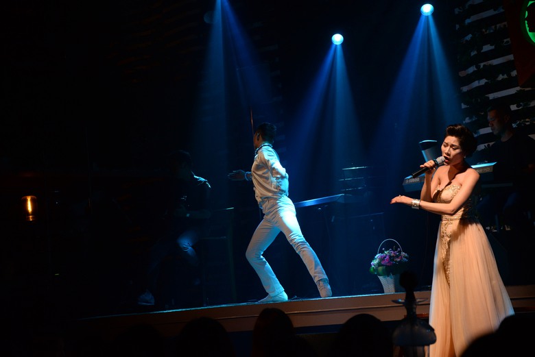 Đoạnn tuyệt Th&aacute;i Thịnh