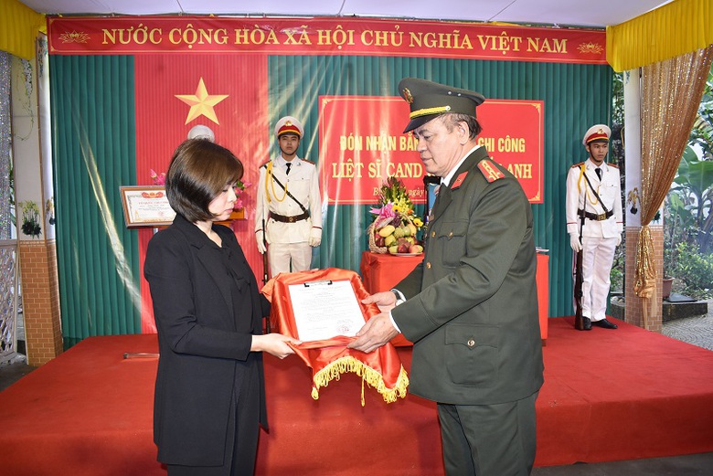 Đại-t&aacute;-H&agrave;-Văn-Lợi-Ph&oacute;-B&iacute;-thư-Đảng-ủy-Ph&oacute;-Gi&aacute;m-đốc-