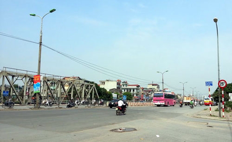 Phan-luong-phuc-vu-thi-cong-cau-ngoc-hoi-tren-quoc