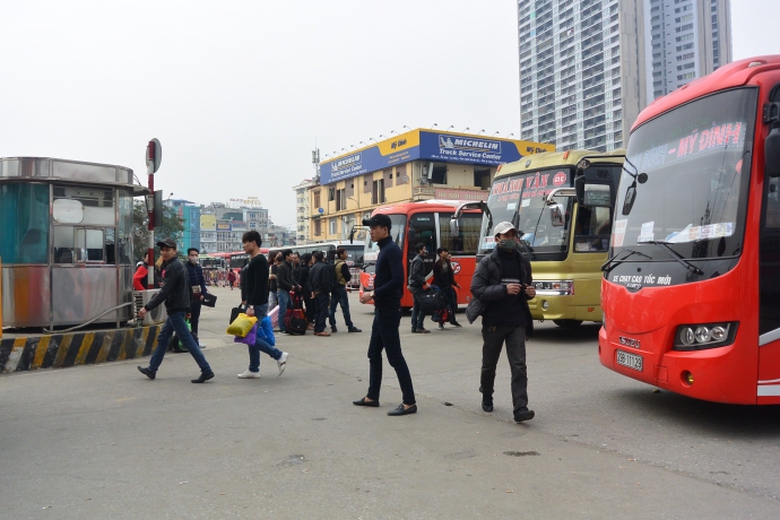 ha-noi-luong-khach-ve-que-tang-cao-hon-ngay-cuoi-t