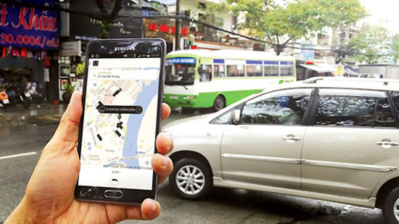 u70-lai-uber-chay-grab-nhu-tai-xe-sanh-cong-nge