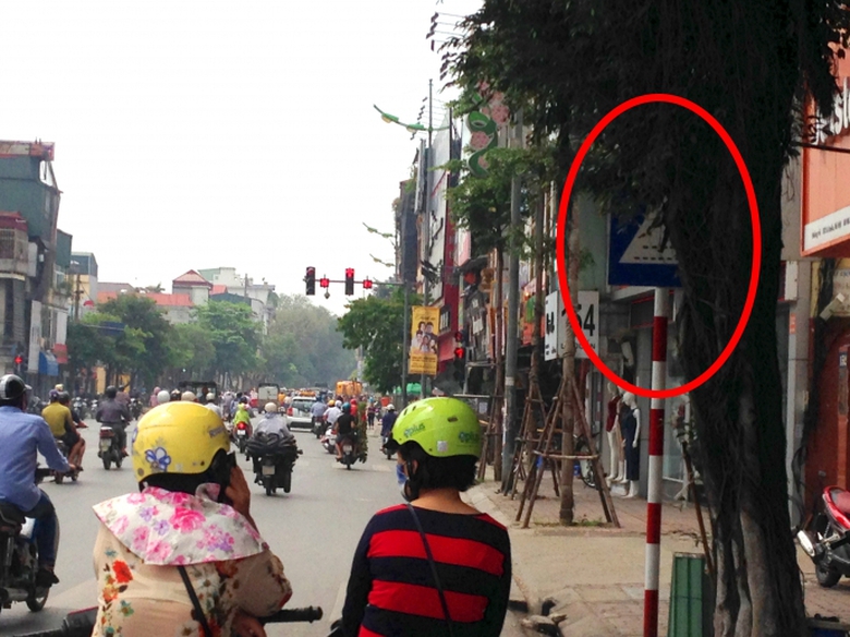 Đường L&ecirc; Duẩn th&ocirc;ng tho&aacute;ng nhưng vẫn c&oacute; chỗ biển c