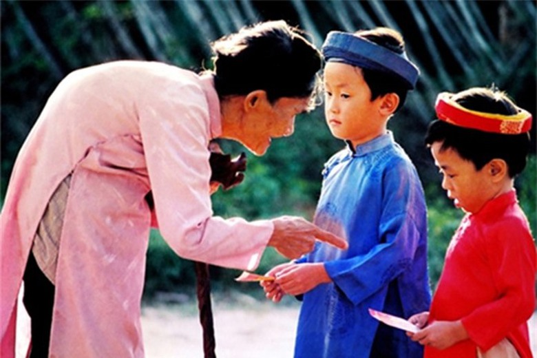 vi-sao-mung-tuoi-goi-la-li-xi-tet