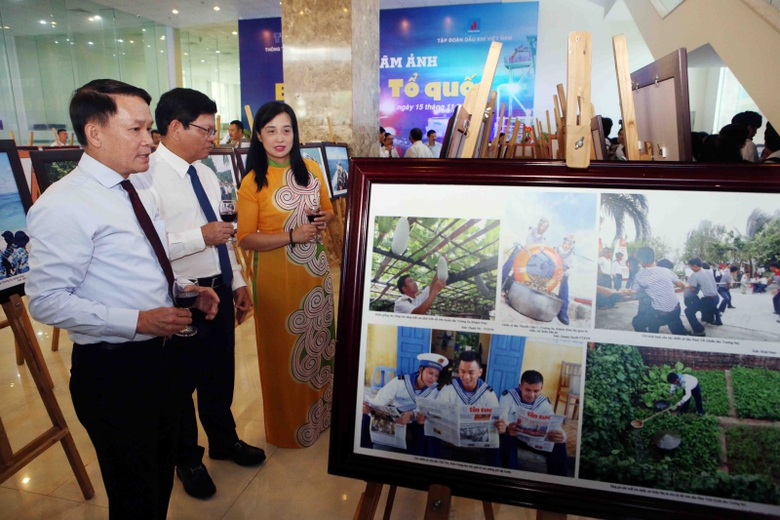 3 - Lễ Khai mạc Triển l&atilde;m ảnh diễn ra tại Đ&agrave; Nẵng