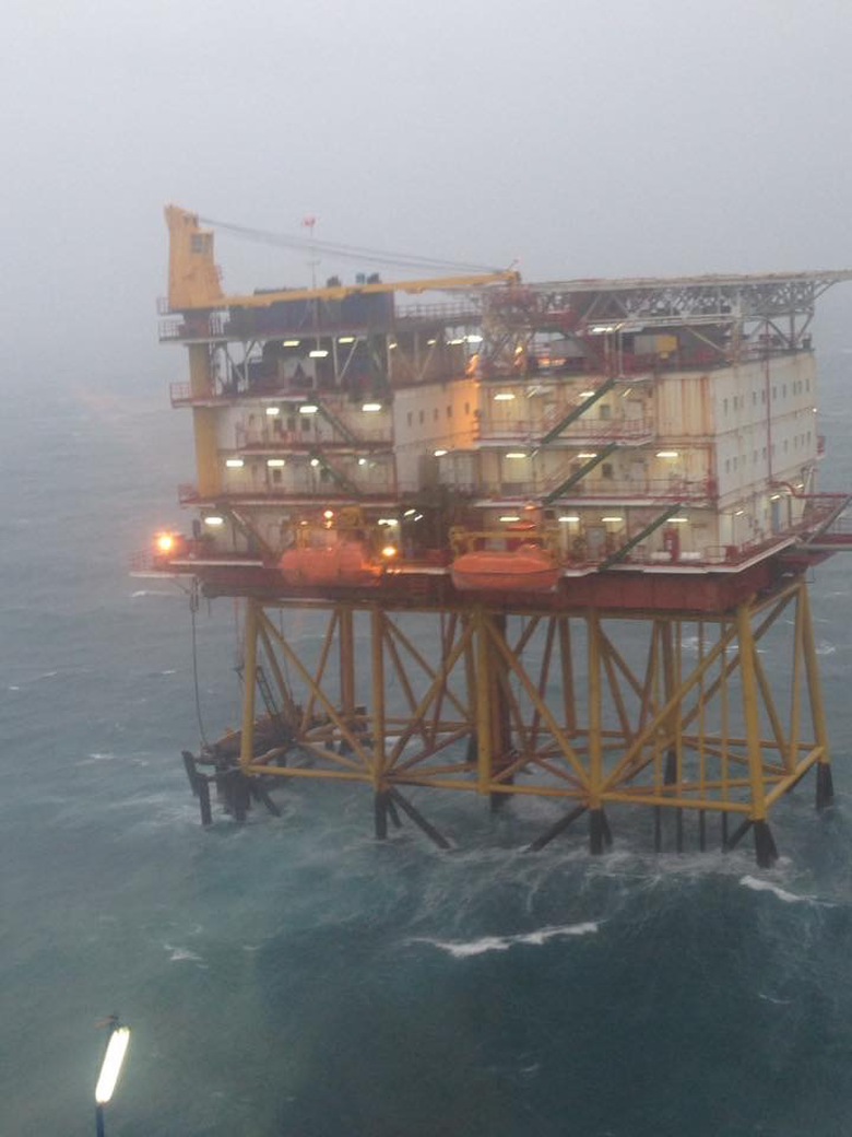 C&ocirc;ng tr&igrave;nh biển của Vietsovpetro trong cơn b&atilde;o số 