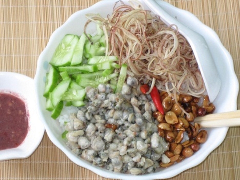 cach-lam-mon-com-hen-hue