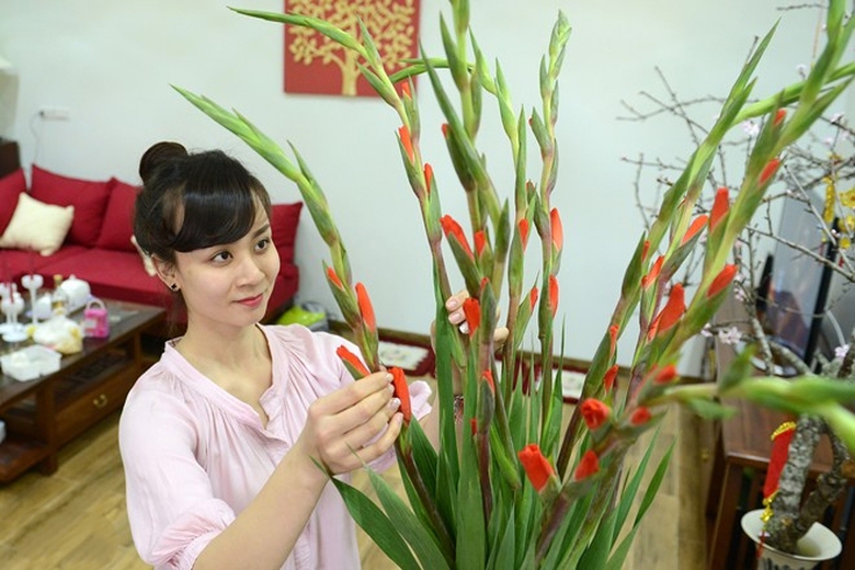 nen-cam-hoa-gi-vao-ngay-tet-de-ruoc-tai-loc-vao-nh