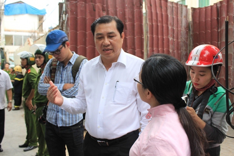 chay-lon-tai-trung-tam-da-nang-3-nguoi-ngat-khoi6.