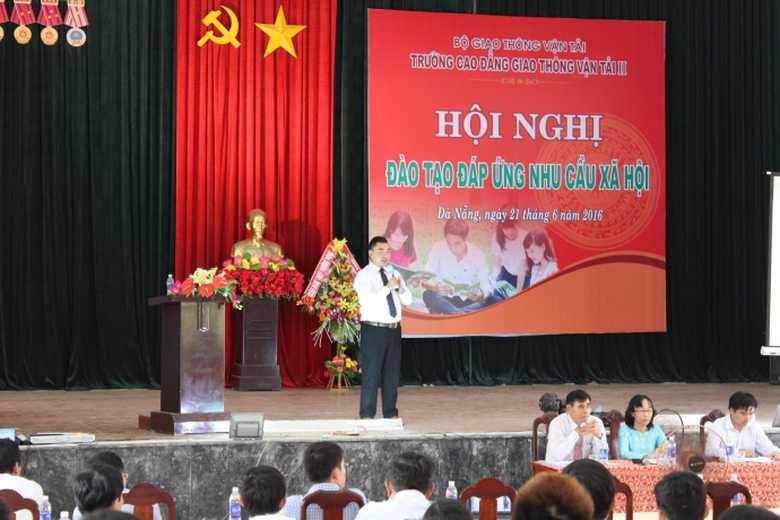 nhieu-co-hoi-viec-lam-ch&oacute;-nh-vien-truong-cd-gtvt-i