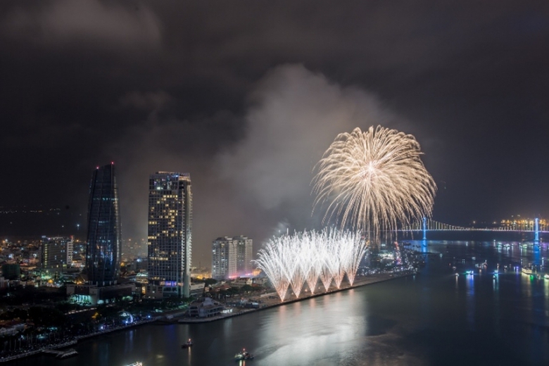 ph&aacute;o hoa &Aacute;o (2)