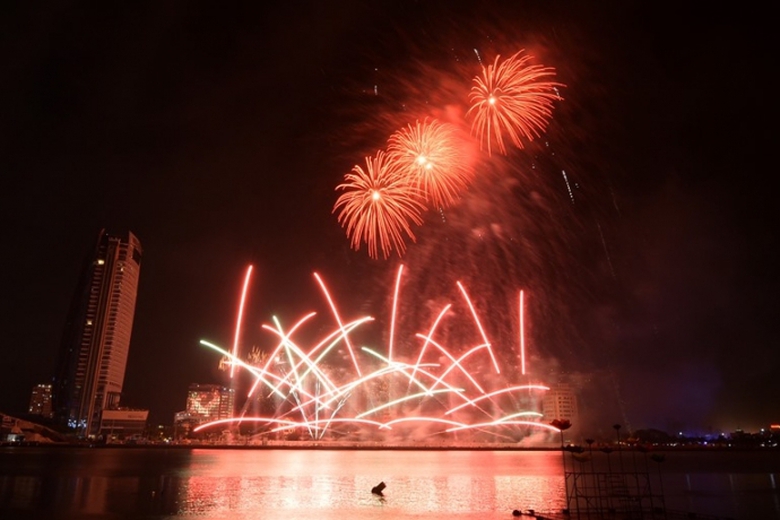 ph&aacute;o hoa Đ&agrave; Nẵng (1)