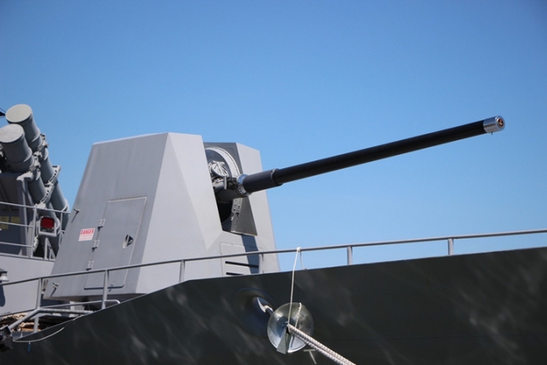 t&agrave;u &Uacute;c2