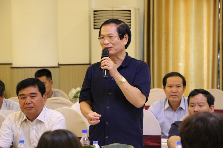 L&ecirc; Viết Ho&agrave;ng