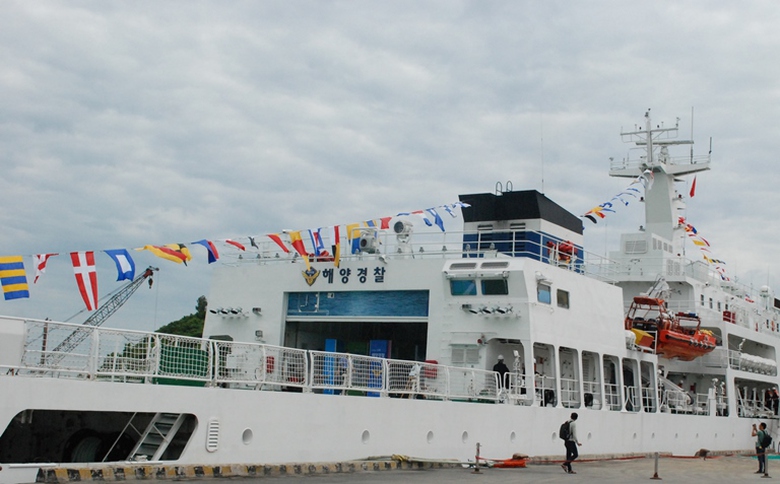 t&agrave;u H&agrave;n Quốc (3)