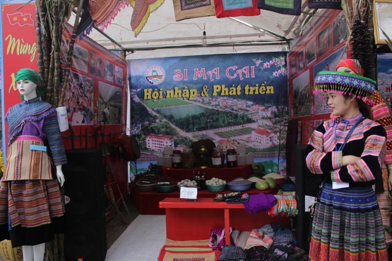 16651067_677972579039583_607773654_o