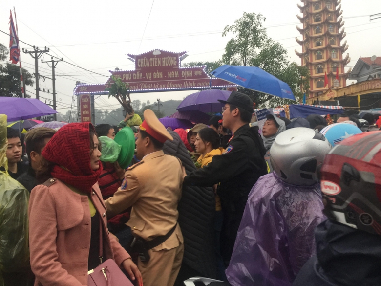 28343229_863673003802872_1135682679_o