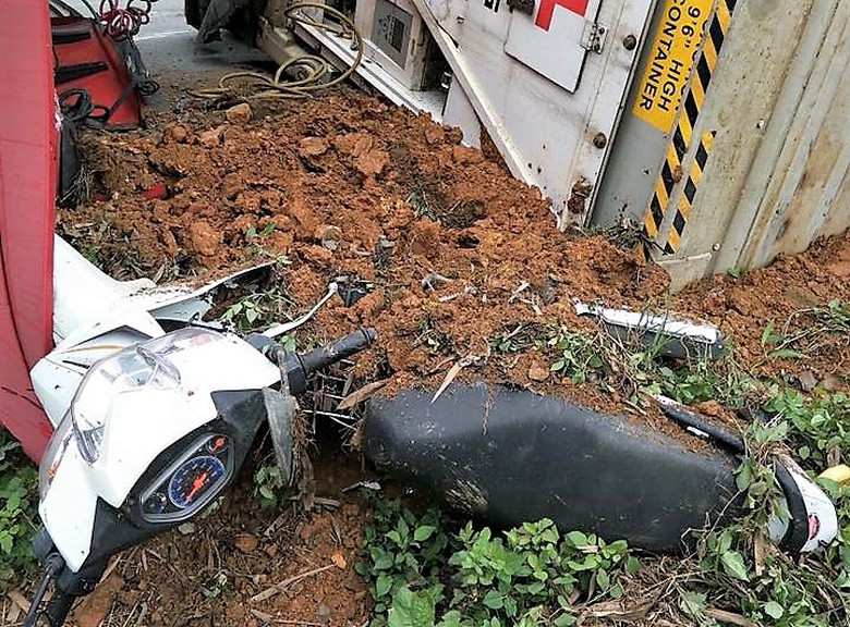 29178368_1581939338591343_3159832470736601088_n