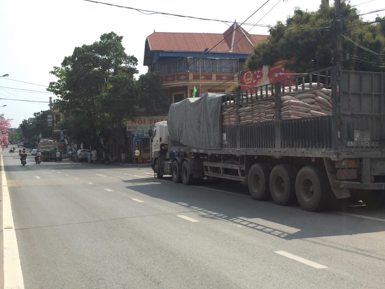 29432271_877683475735158_597905206184771584_o