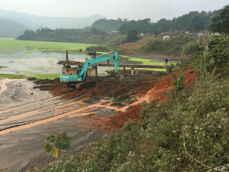 153206-anh-3-noi-xay-ra-su-co-vo-day-xa-nuoc-ho-th