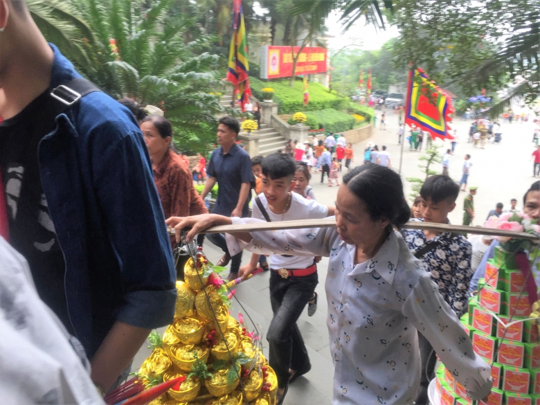 31286142_897067920463380_1525379376298852352_n