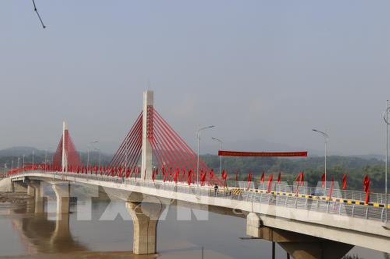 123025_yen-bai-thong-xe-cong-trinh-cau-bach-lam-ba