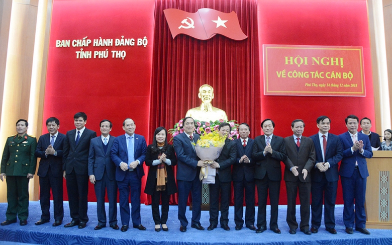 b&ugrave;i minh ch&acirc;u