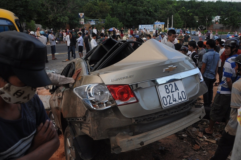 hi&ecirc;n truong vu tai nan(31)