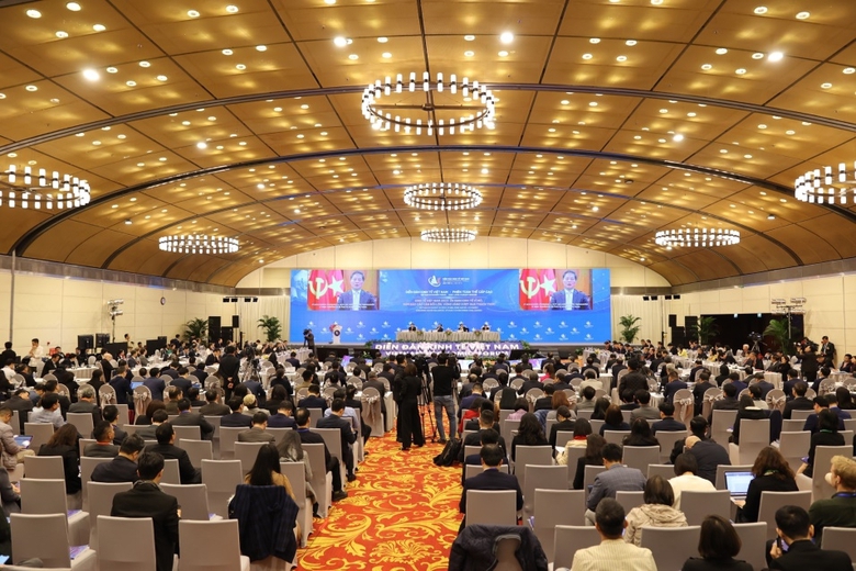 Thủ tướng Ch&iacute;nh phủ chủ tr&igrave; Diễn đ&agrave;n Kinh tế Việt Nam 2023