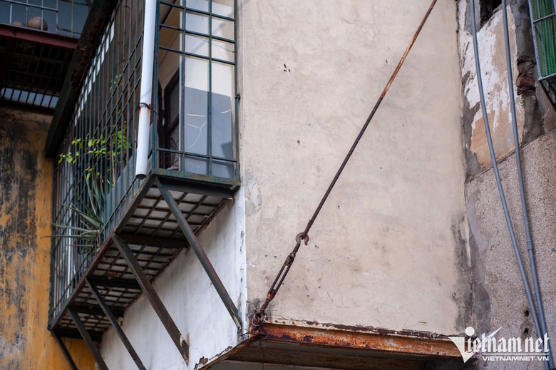 Người d&acirc;n b&aacute;m trụ ở những khu tập thể cũ n&aacute;t sắp được ph&aacute; dỡ, x&acirc;y lại