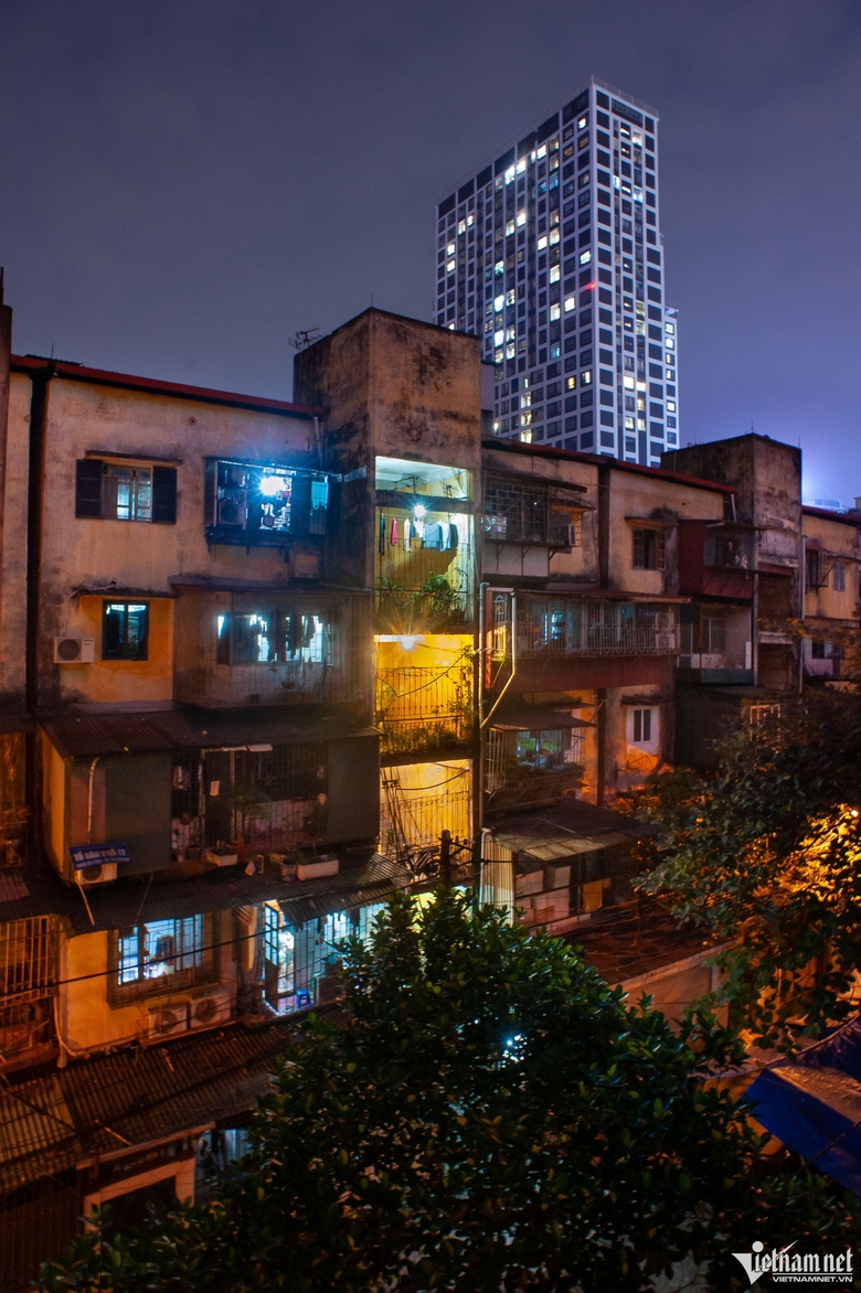 Người d&acirc;n b&aacute;m trụ ở những khu tập thể cũ n&aacute;t sắp được ph&aacute; dỡ, x&acirc;y lại