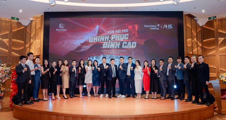 AHS Property hợp t&aacute;c c&ugrave;ng Eurowindow Holding &ldquo;tạo c&uacute; hu&yacute;ch &rdquo;thị trường ph&iacute;a Đ&ocirc;ng Thủ đ&ocirc;