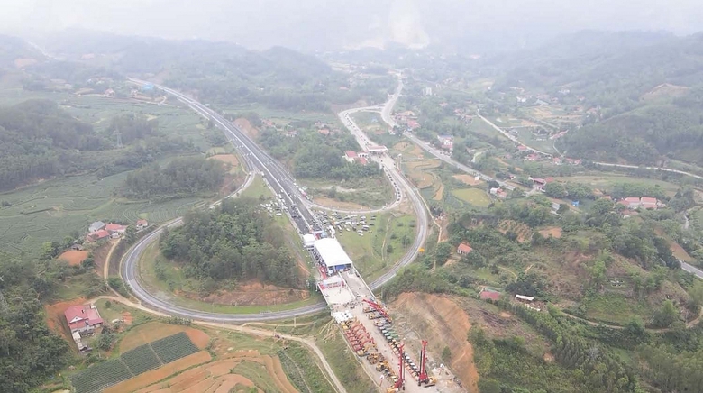 Thủ tướng ph&aacute;t lệnh khởi c&ocirc;ng Dự &aacute;n Cao tốc Chi Lăng-cửa khẩu Hữu Nghị