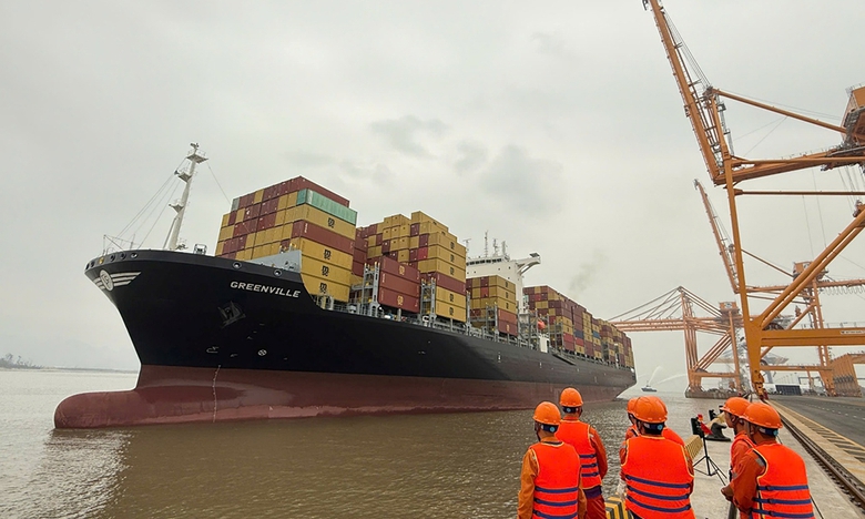 Hải Ph&ograve;ng: Bến số 3 v&agrave; 4 Cảng Lạch Huyện đ&oacute;n chuyến t&agrave;u thử nghiệm đầu ti&ecirc;n- Ảnh 1.