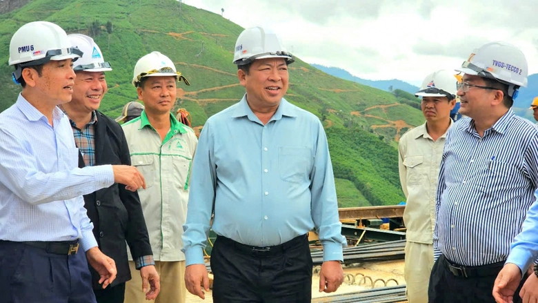 Minister Tran Hong Minh: Accelerate progress on the Khanh Hoa &ndash; Buon Ma Thuot expressway- Ảnh 1.