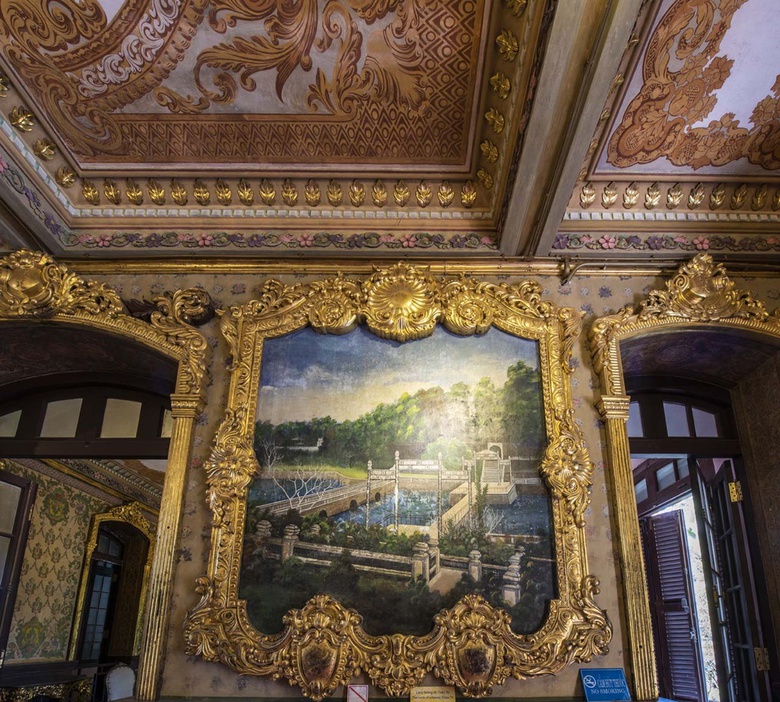 ve co kinh a au giao thoa cua cung an dinh