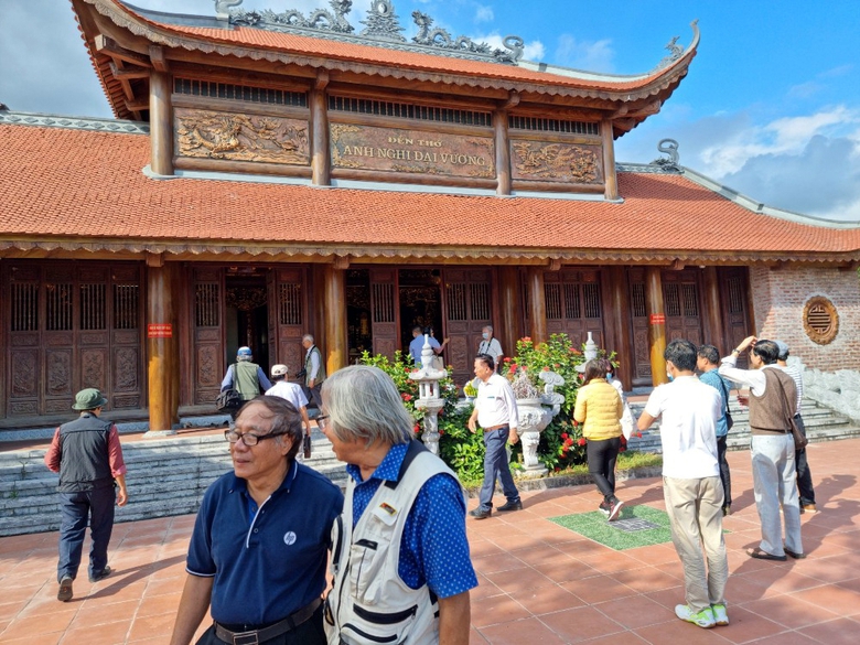 tien sy vu phi ho tuong tho dat vang dau tien o quang ninh