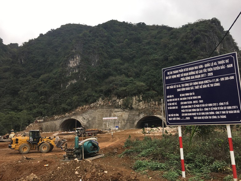 nha thau cao toc bac nam dung truoc nguy co lo nang