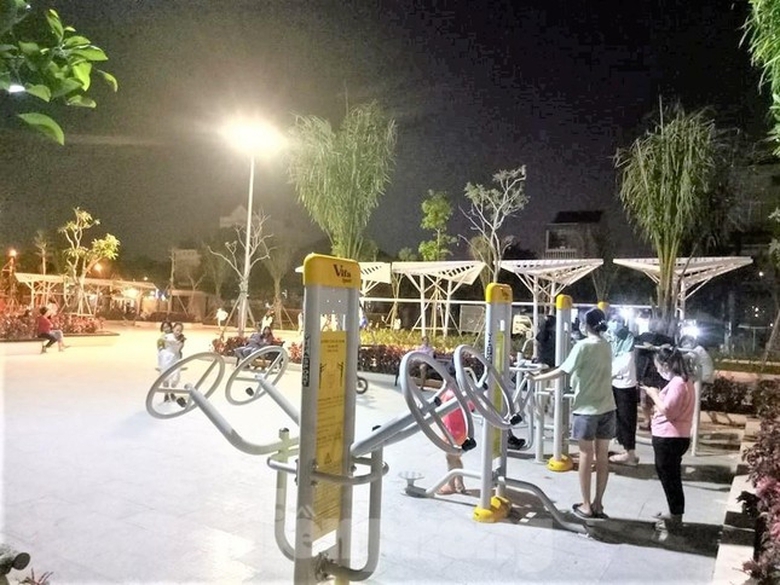 binh duong di doi hang nghin co so san xuat de lam dich vu khu vui choi cho nguoi dan