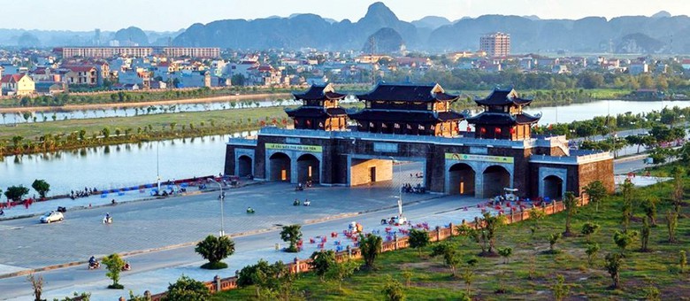 ninh binh chuan bi khanh thanh nhieu cong trinh chao mung ky niem 30 nam tai lap tinh