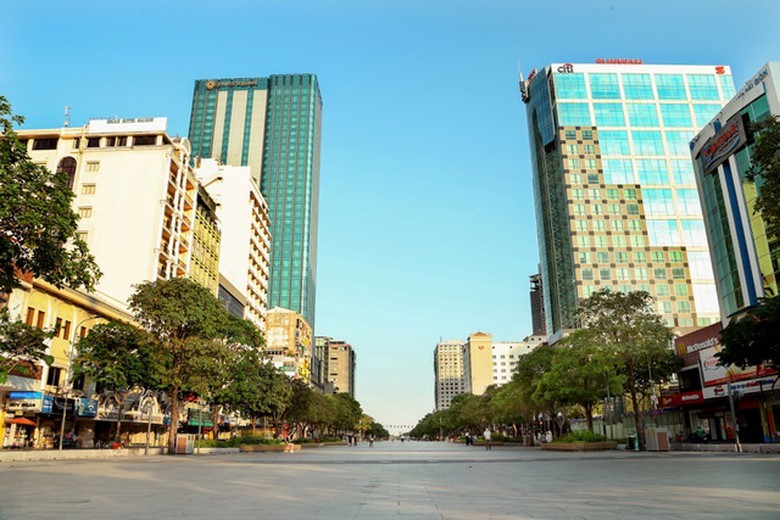 co mot sai gon vang ve ngoai suc tuong tuong