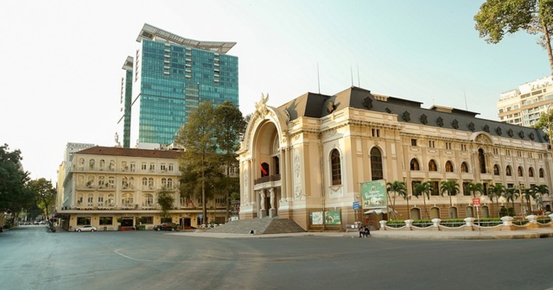 co mot sai gon vang ve ngoai suc tuong tuong