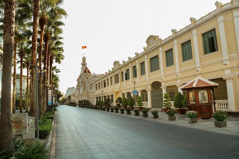 co mot sai gon vang ve ngoai suc tuong tuong